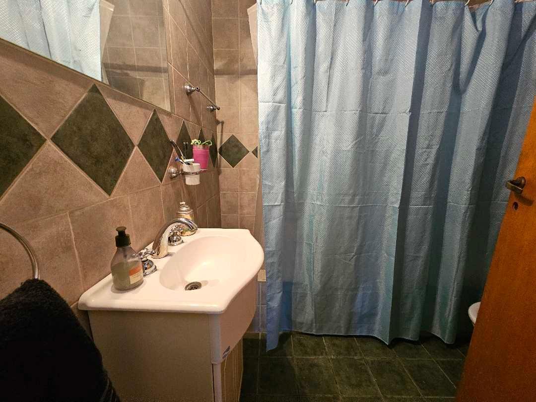 Casa Quinta · Venta · 1.630 m² de Terreno· Guaymallen · 3 Dorm. 3