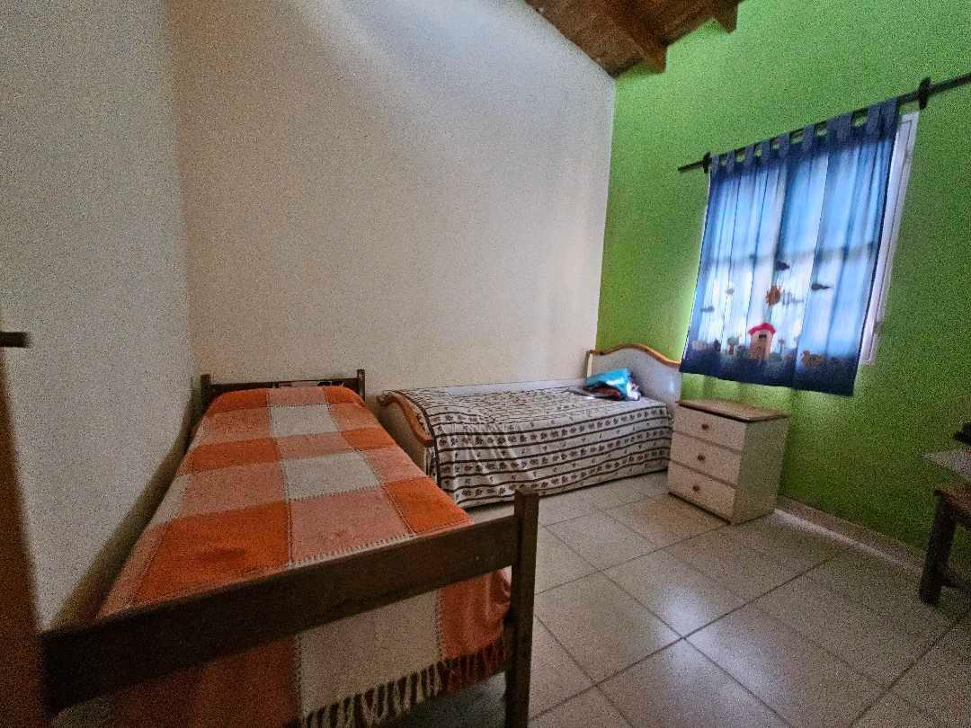 Casa Quinta · Venta · 1.630 m² de Terreno· Guaymallen · 3 Dorm. 1