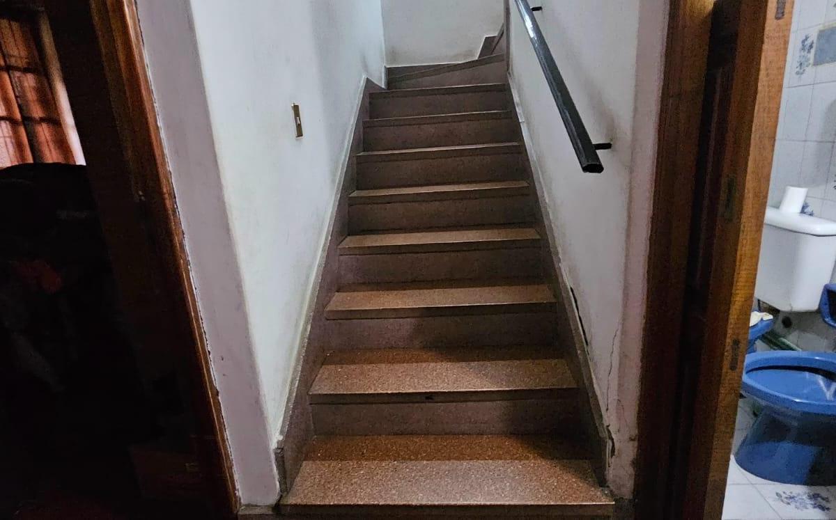 Vende · Casa · 3 Dorm. · a 3 Cuadras de La Plaza· Mendoza ·heras 1