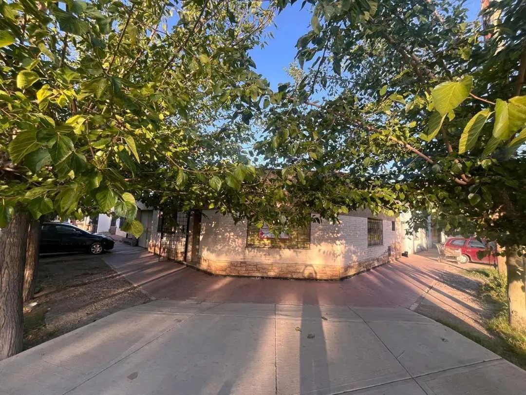 VENTA- CASA PARA REMODELAR GUAYMALLEN 4