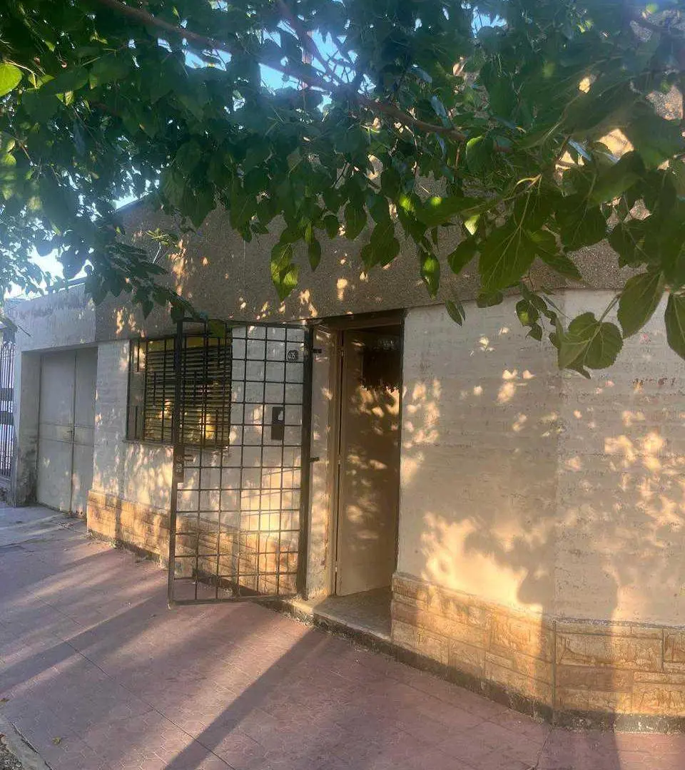 VENTA- CASA PARA REMODELAR GUAYMALLEN 2