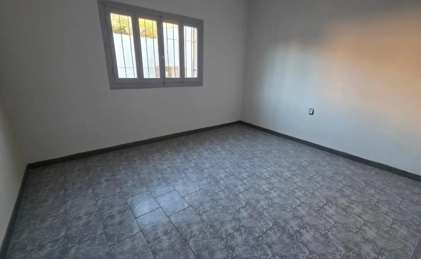 CASA EN ALQUILER - GODOY CRUZ 3