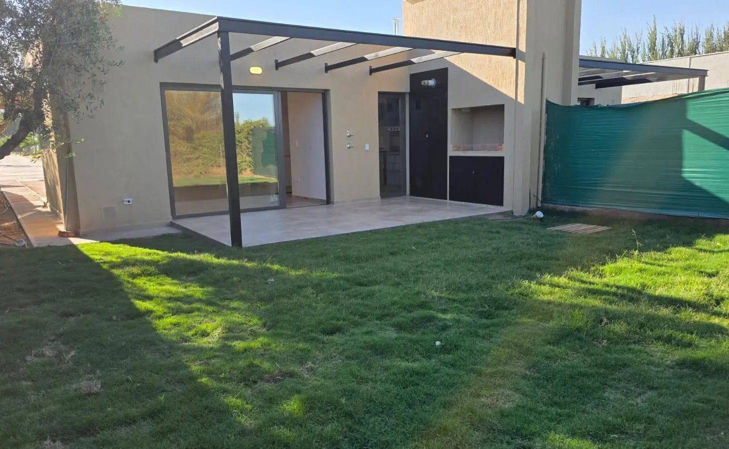 VENTA CASA - BARRIO PRIVADO · 2 dormitorios 2
