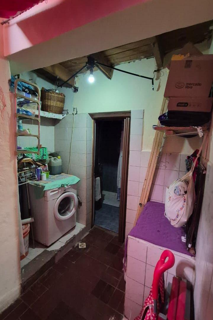 Foto de VENTA - Casa esquina - VILLA HIPODROMO, imagen 4