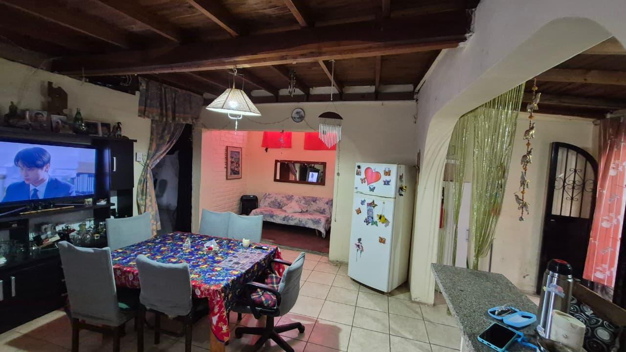 Foto de VENTA - Casa esquina - VILLA HIPODROMO, imagen 3