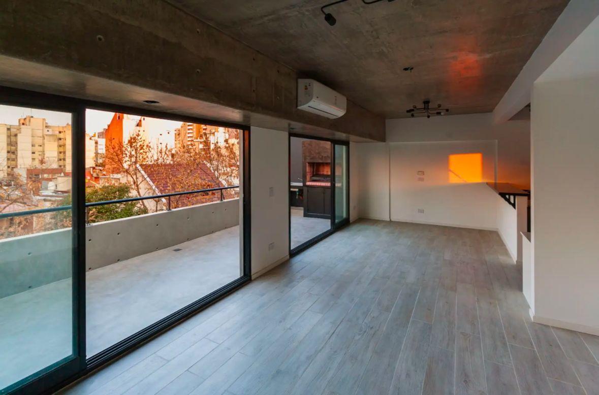 4 Ambientes en Duplex C/ Cochera Privada, Terraza y Parrilla. 3