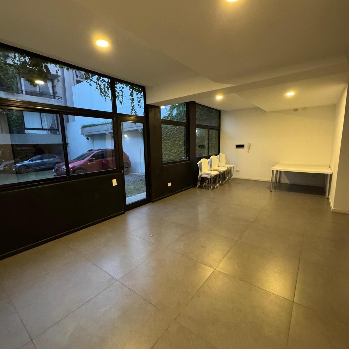 4 Ambientes en Duplex C/ Cochera Privada, Terraza y Parrilla. 2