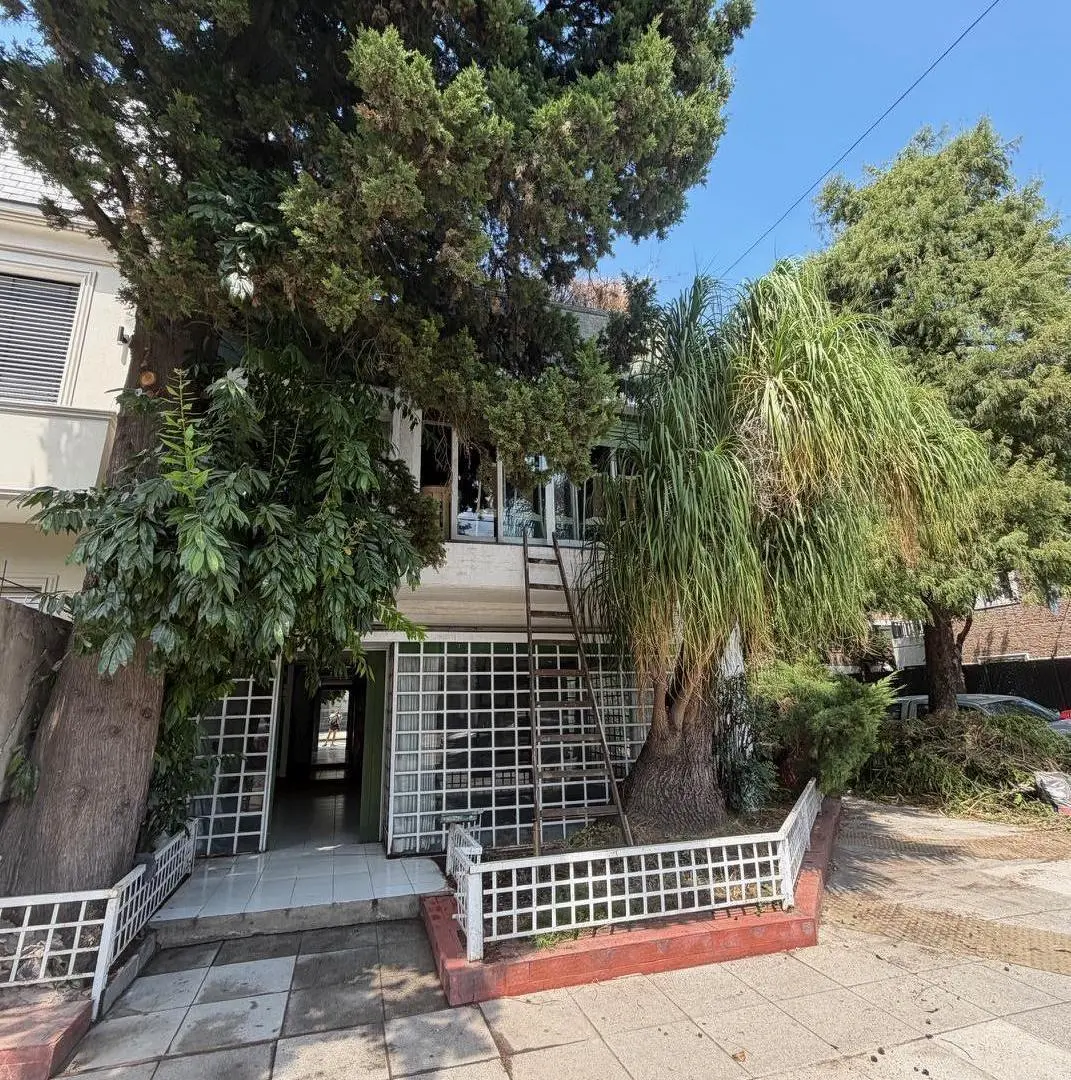 CASA EN ESQUINA CON GRAN POTENCIAL EN EL CORAZÓN DE VILLA DEVOTO 5