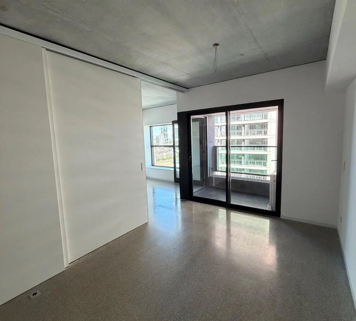 Departamento 2 ambientes a estrenar en MADERO- ALQUILER 4