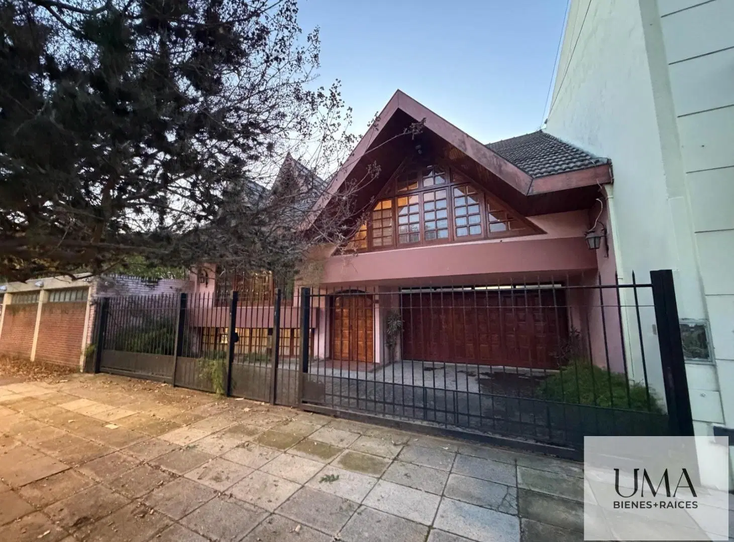 NOEVDAD EN POZO Exclusivo 4 Ambientes de 203 m² Totales con 3 Suites - DEVOTO 2