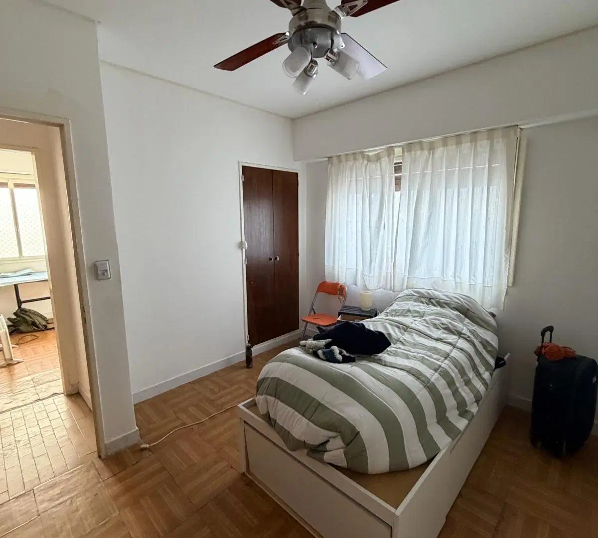 VENTA CASA LOTE PROPIO con terraza, cochera y gran potencial de renovación en Villa Devoto 4