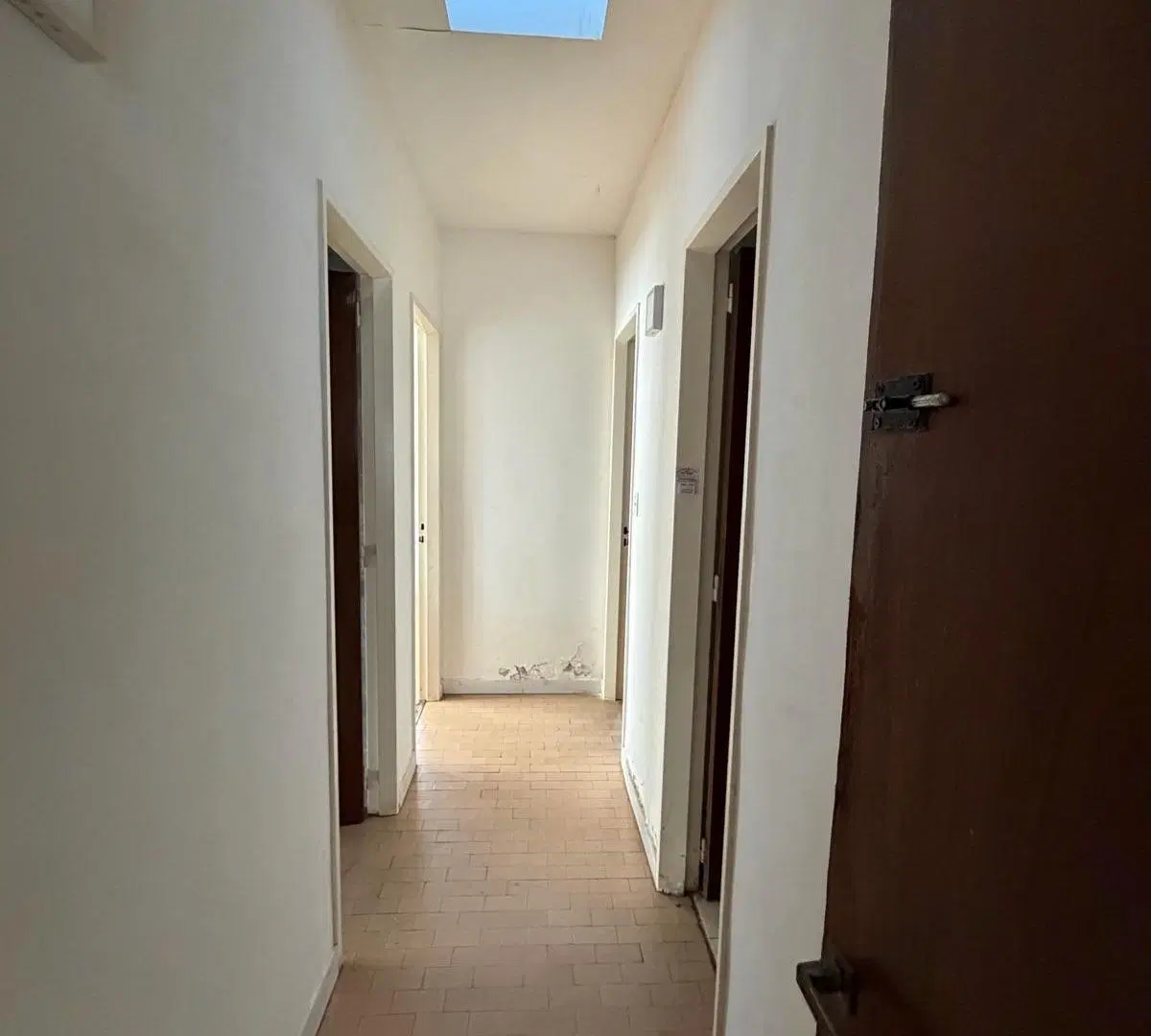 VENTA CASA LOTE PROPIO con terraza, cochera y gran potencial de renovación en Villa Devoto 3