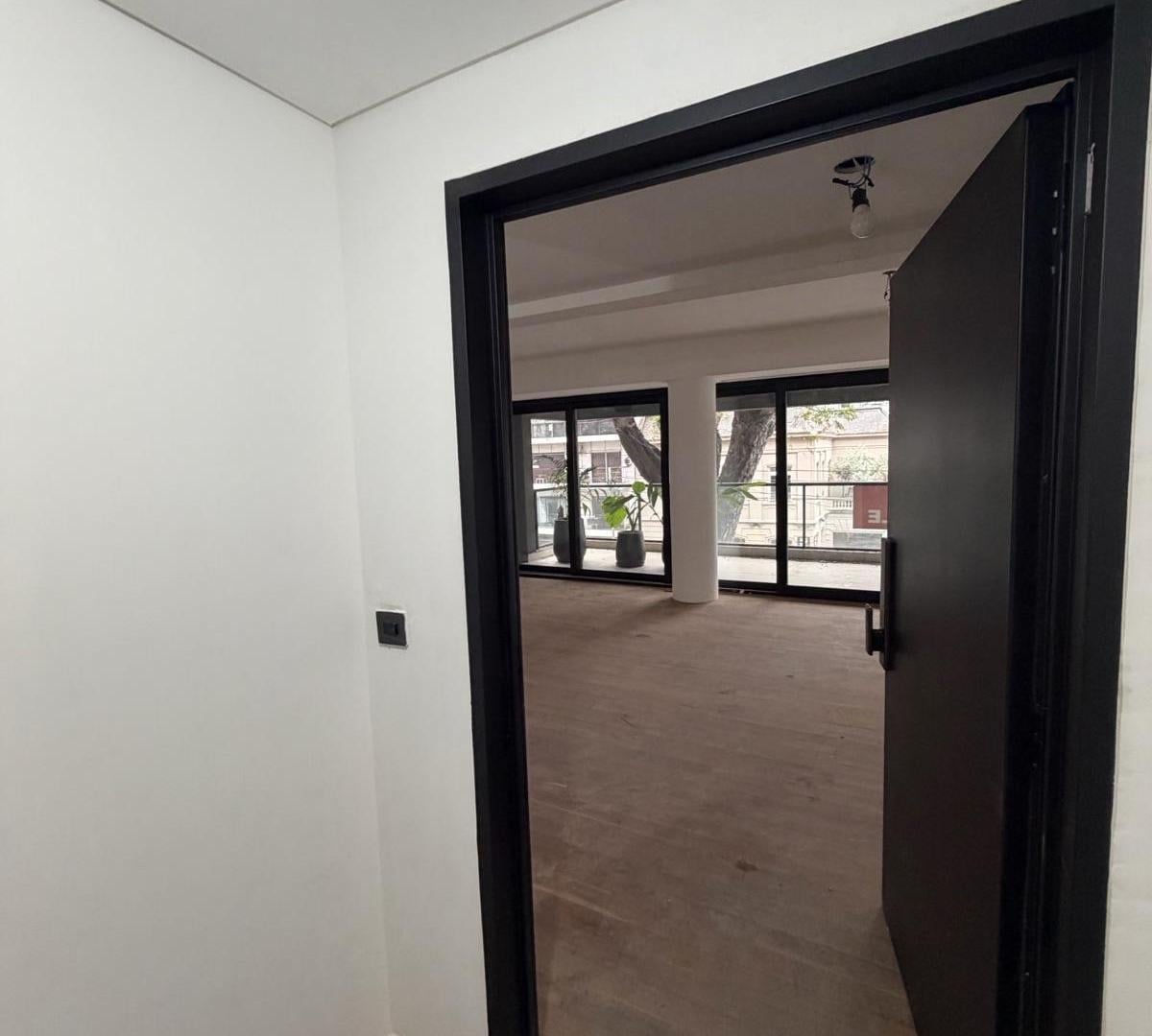 Foto de EXCLUSIVO PISO EN CABALLITO SOBRE AV. PEDRO GOYENA 5 AMBIENTES, imagen 2