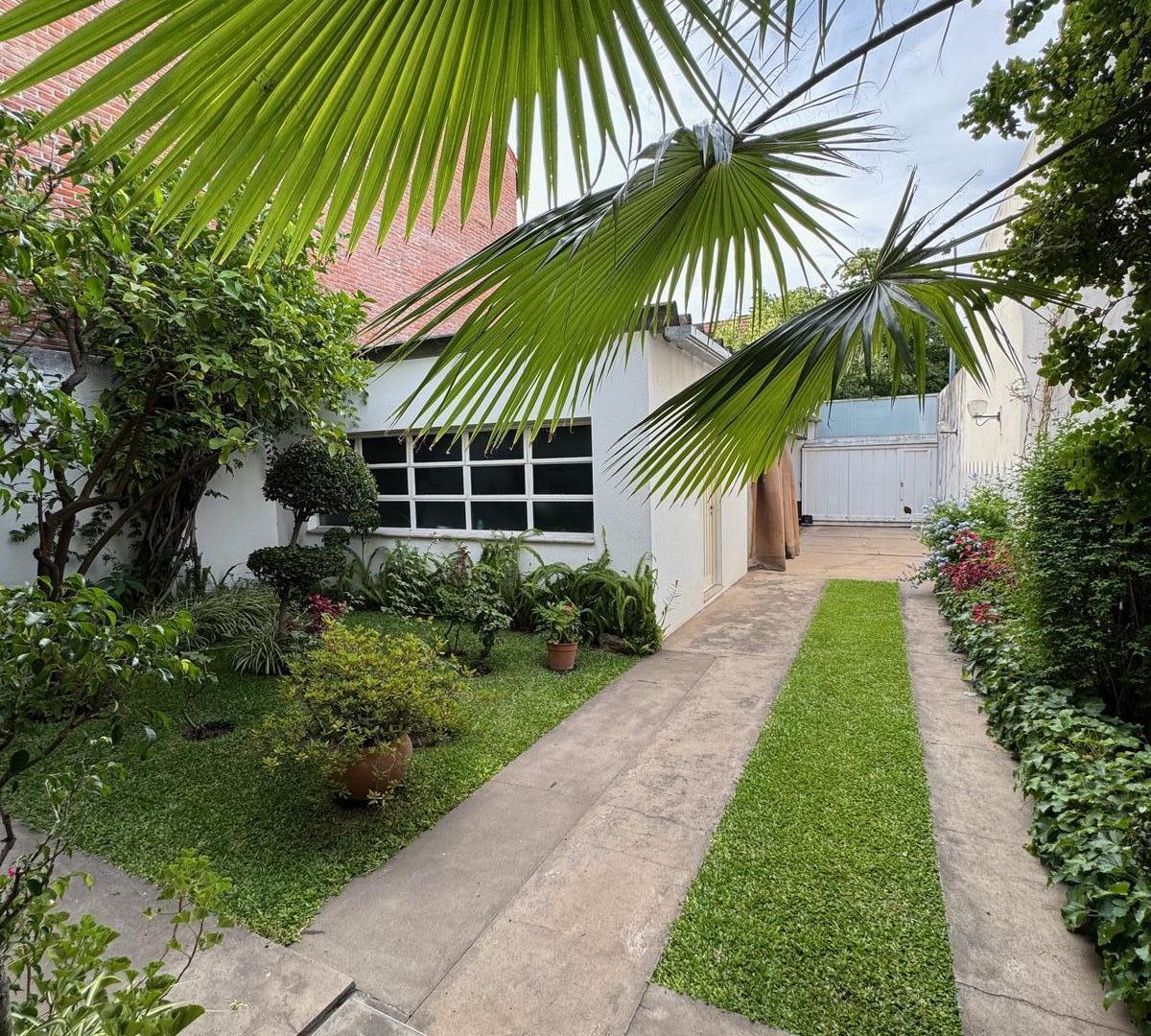 Foto de Doble lote en VENTA 17,32 x 42,50, Casa 700 m2, Parque, Piscina y más, imagen 3