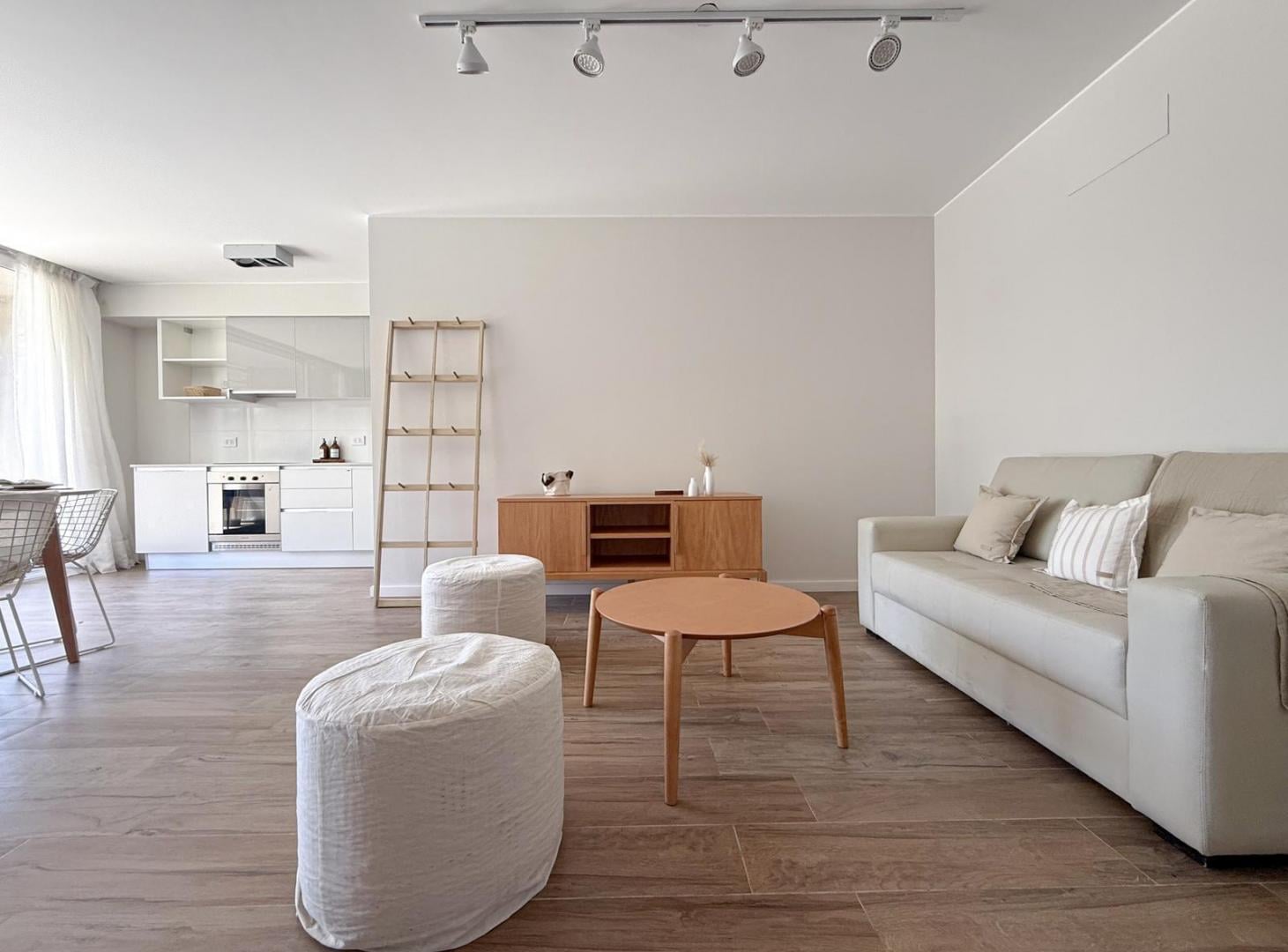 Abasto | Departamento de 3 dormitorios con balcón, terraza y amenities
