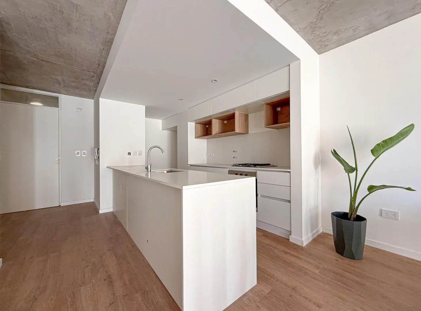 Venta. Departamento de 2 dormitorios a estrenar con patio - Pichincha, Rosario. 3