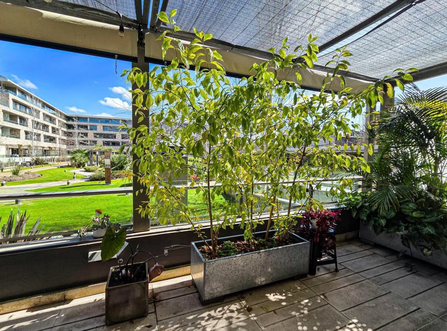 Venta. Departamento de 2 dormitorios con cochera y amenities premium - Refinería, Rosario. 4