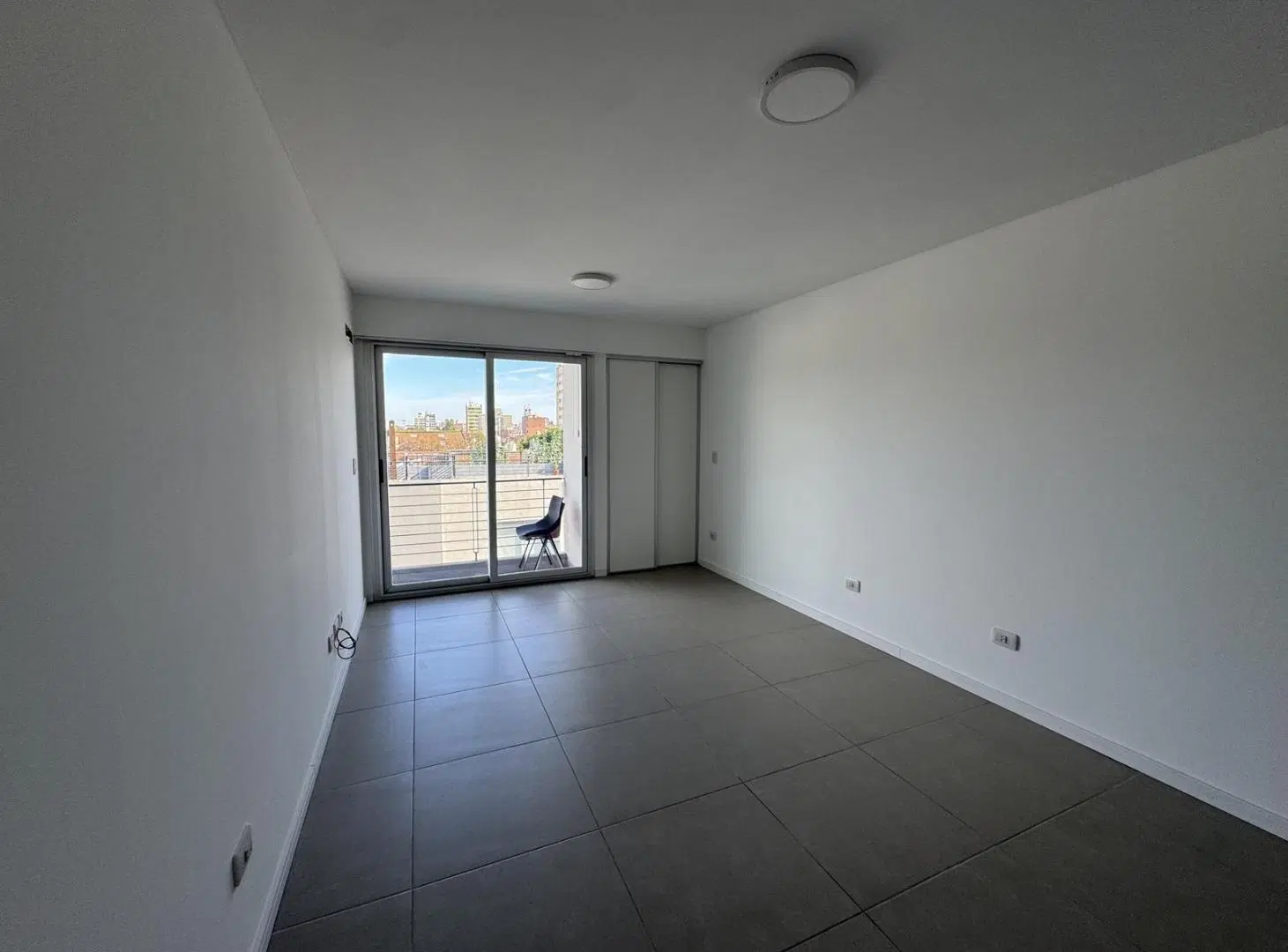 Departamento monoambiente al contrafrente con amenities 8