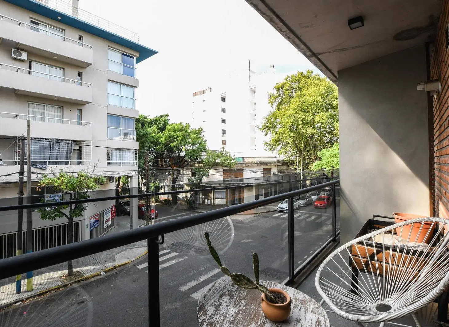 Arroyito | Departamento de 1 dormitorio con balcón y patio 4