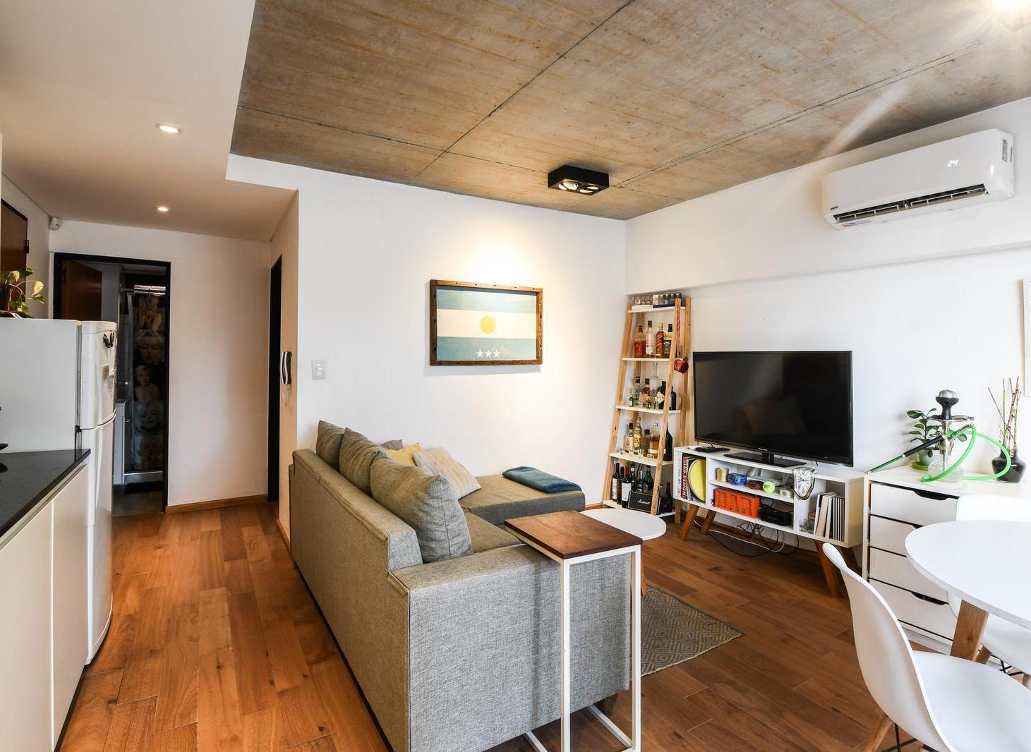 Arroyito | Departamento de 1 dormitorio con balcón y patio