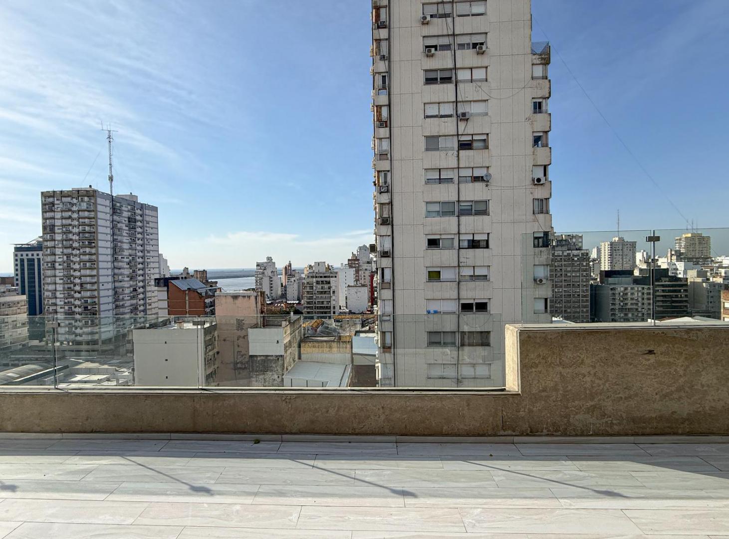 Foto de Venta. Piso exclusivo de 3 dormitorios con terraza, quincho y pileta, imagen 5