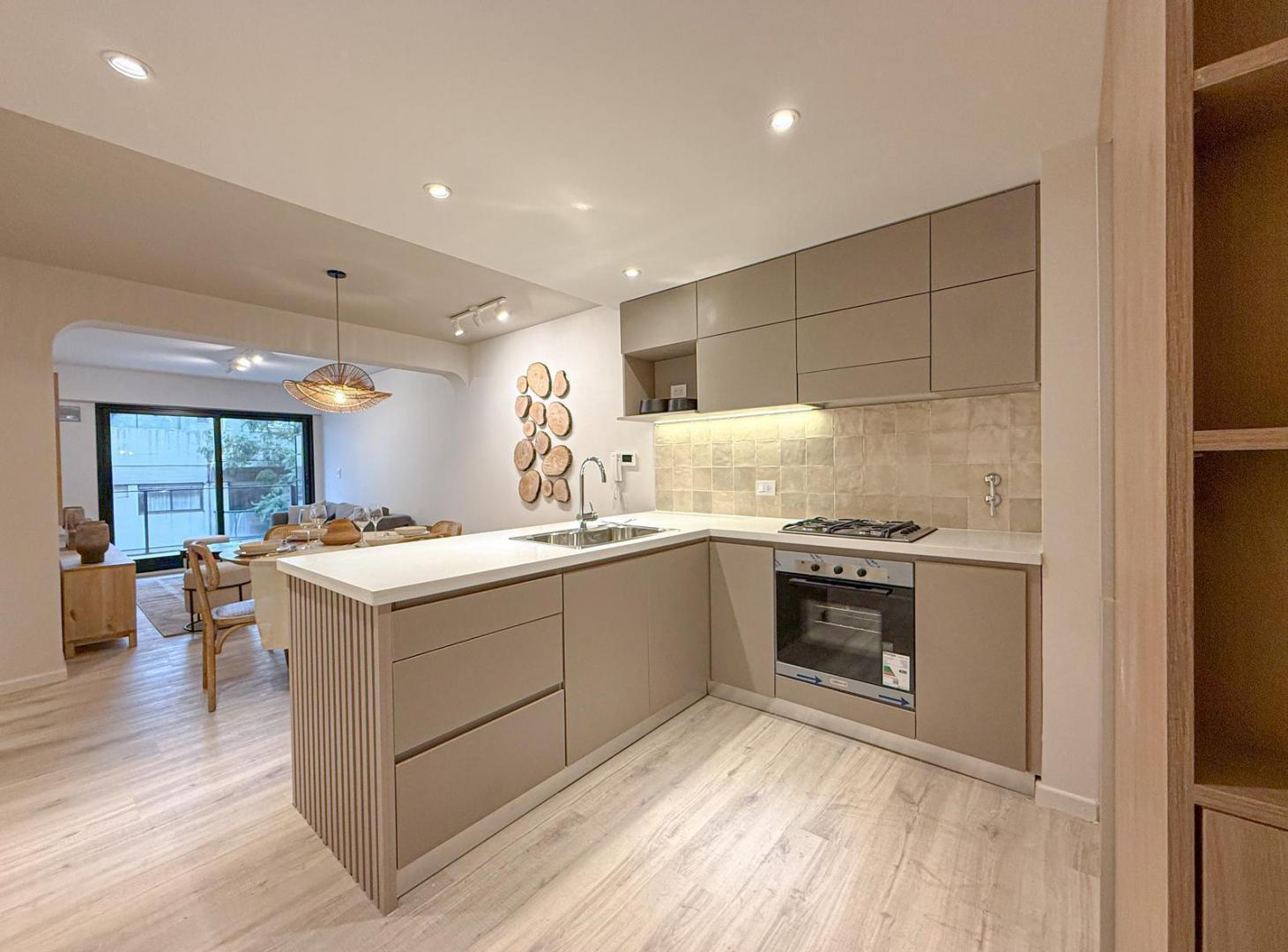 Foto de Venta. Departamento de 2 dormitorios con balcón y amenities - Centro, imagen 3