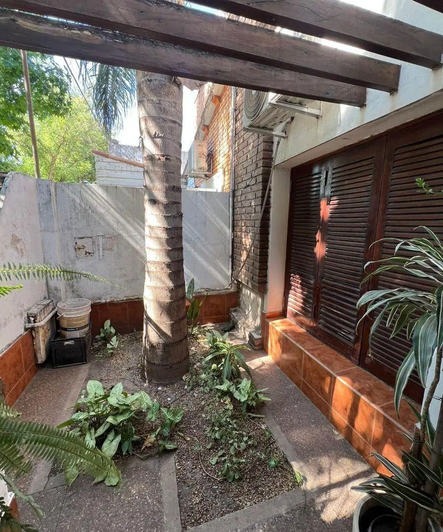 Casa de 3 Dorm. en Barrio Fomento 9 de Julio 2