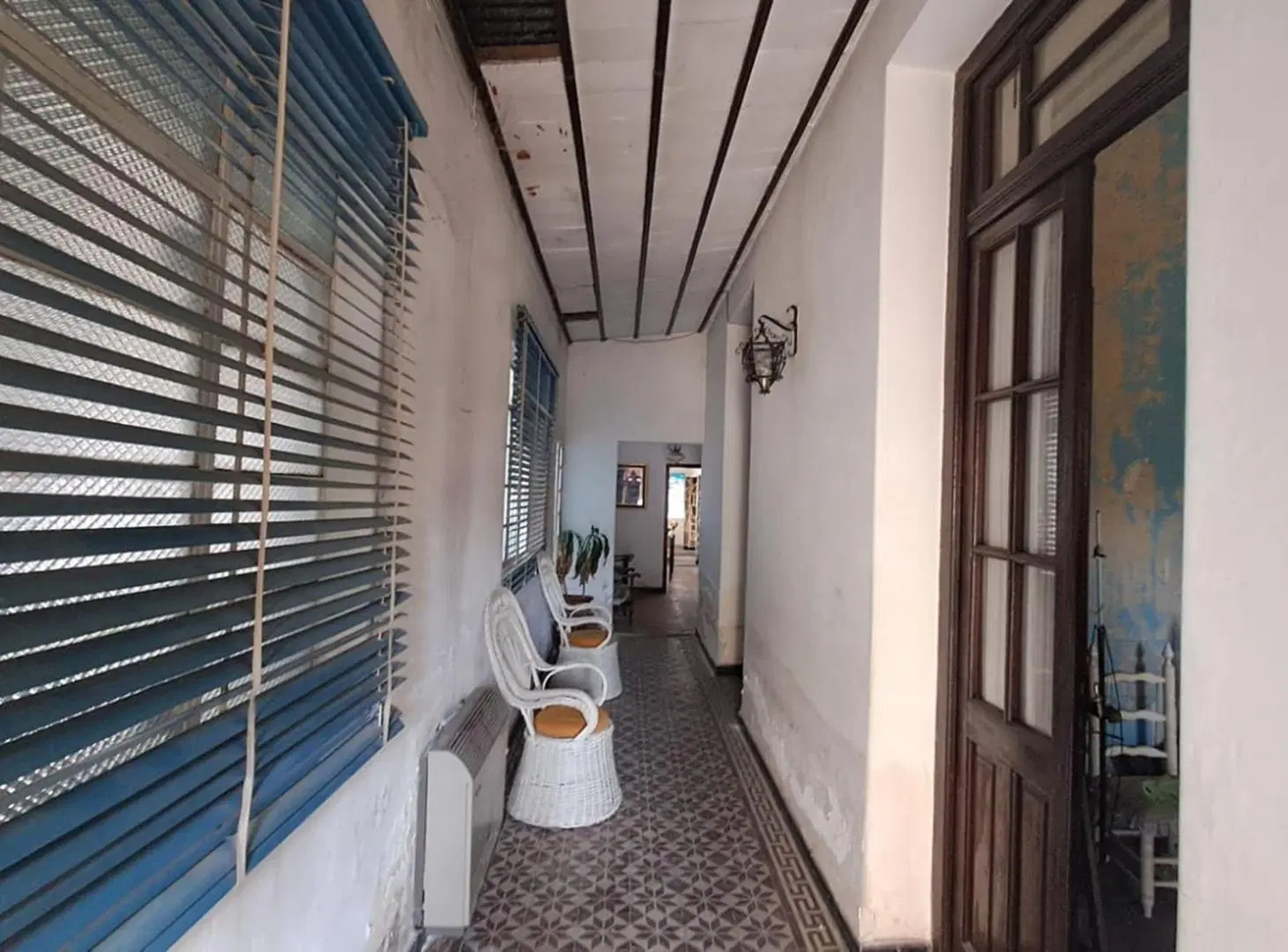 CASA EN B° CANDIOTI NORTE CON GRAN TERRENO 4