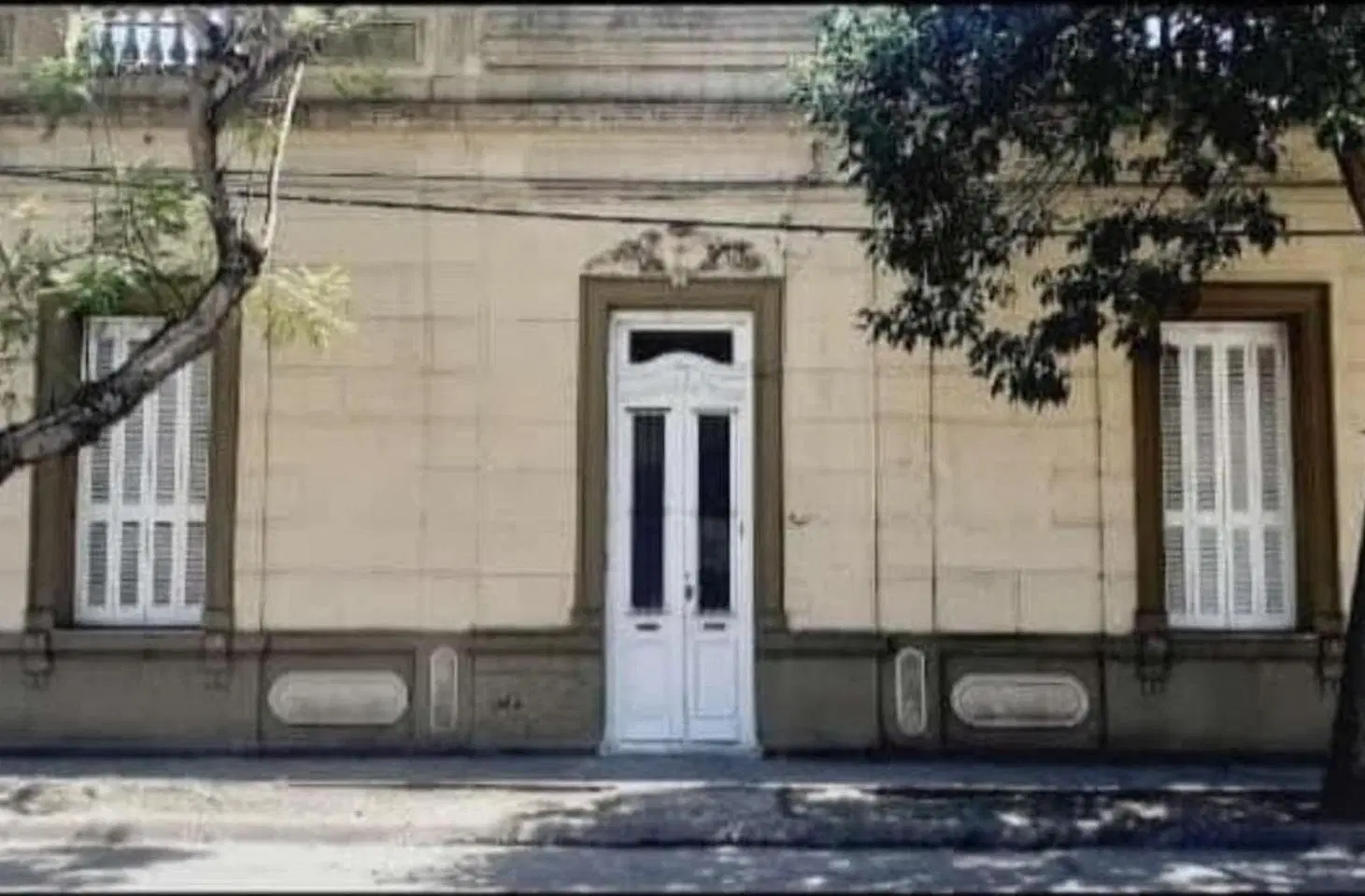DOS DEPARTAMENTOS SOBRE TERRENO DE 1OOO M2 EN SAN CARLOS 2