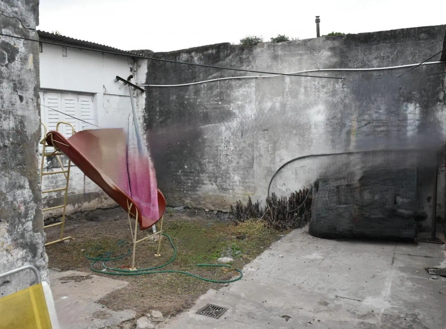 CASA CON LOCAL Y COCHERA 8