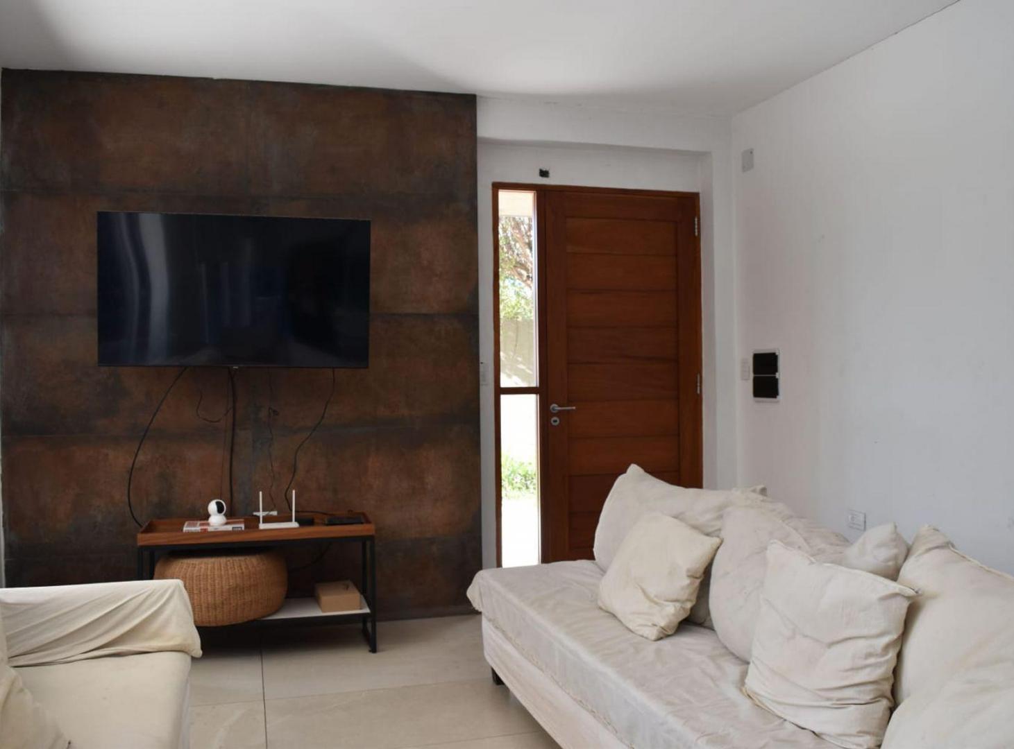 Casa cómoda y funcional en Colastine.