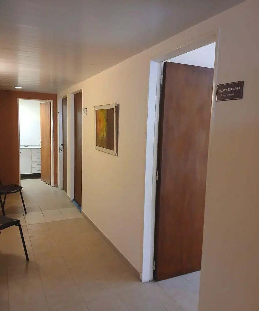 ALQUILER - LOTE DE 5 OFICINAS EN EDIFICIO MACROCENTRO 1