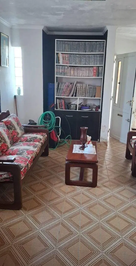 CASA SOBRE ESQUINA EN ZONA NORTE 5