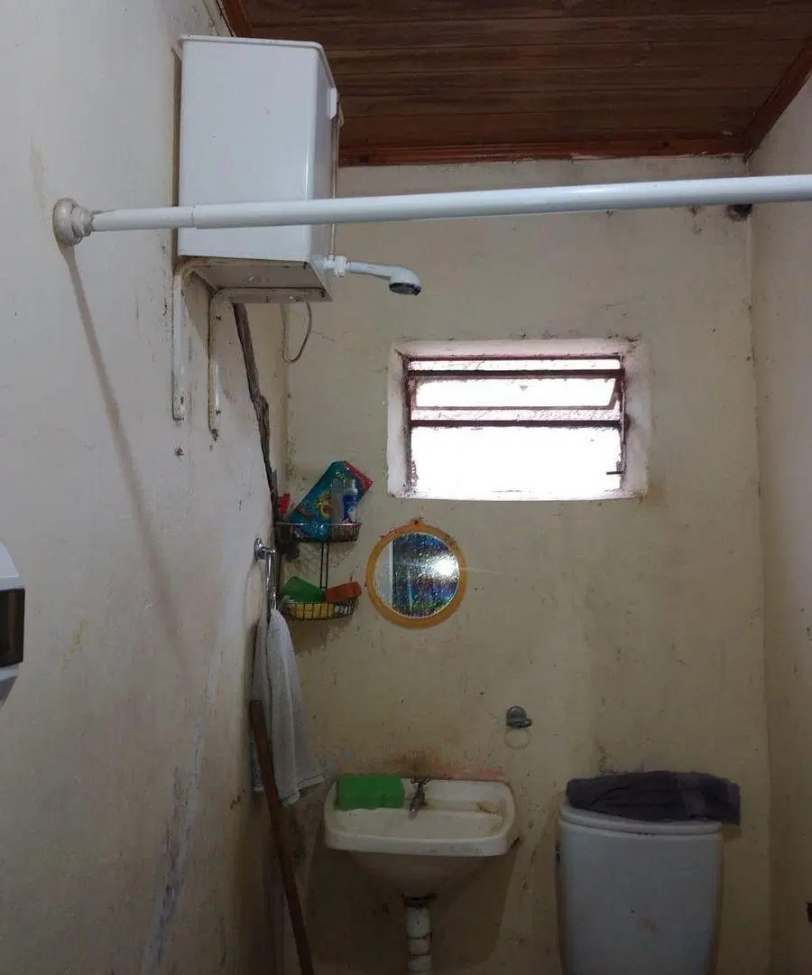 CASA A REFACCIONAR EN EL CENTRO DE SANTA ROSA DE CALCHINES 5