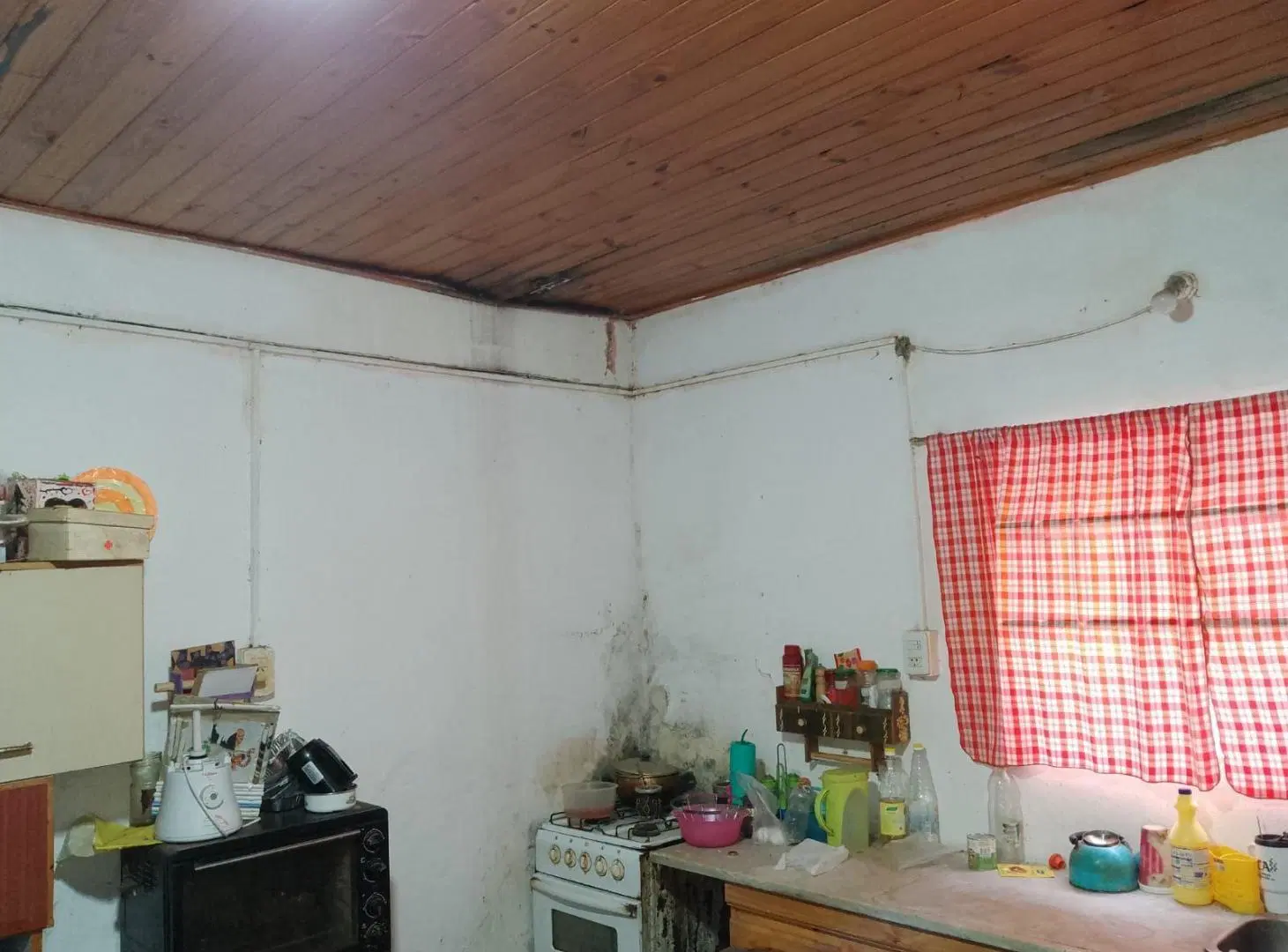 CASA A REFACCIONAR EN EL CENTRO DE SANTA ROSA DE CALCHINES 4
