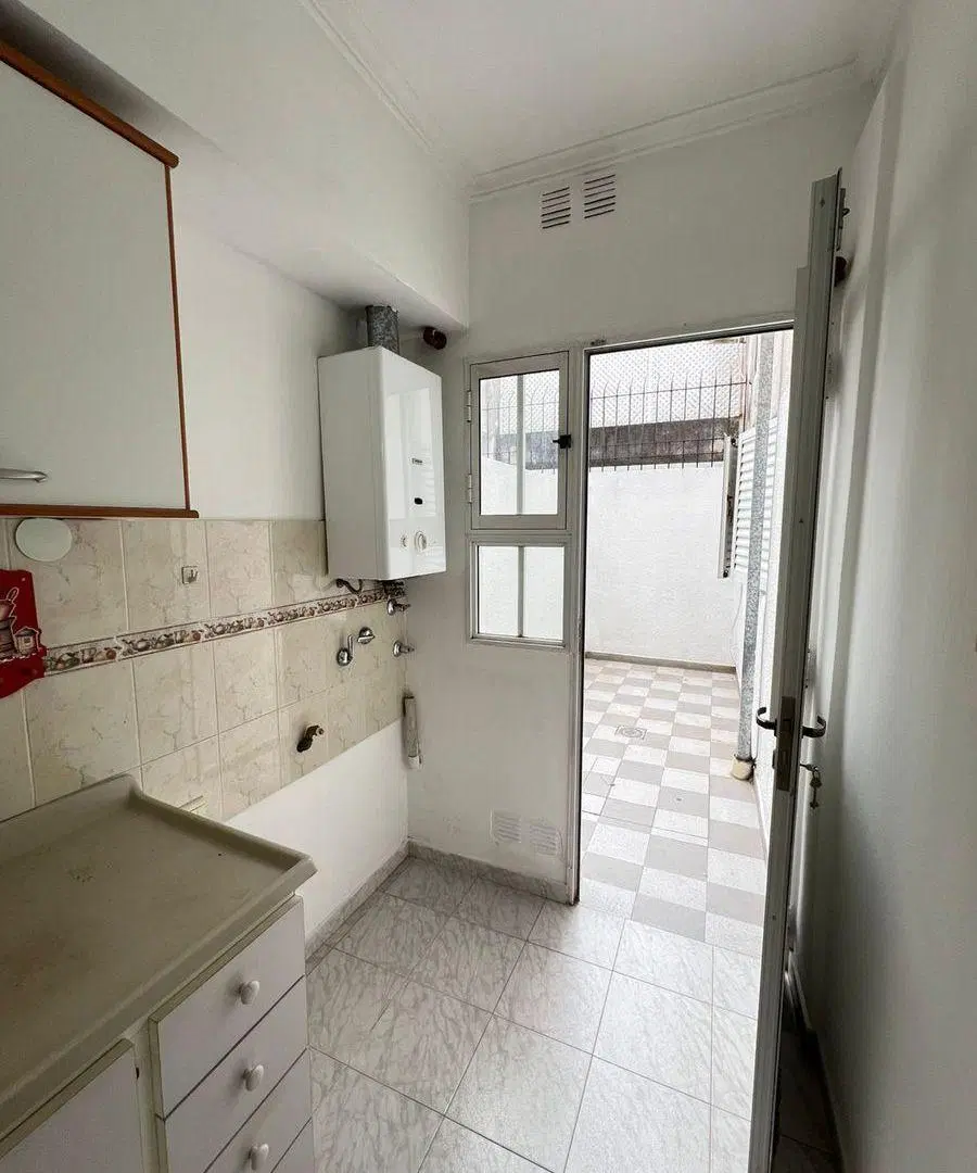Departamento interno en barrio Sur 5