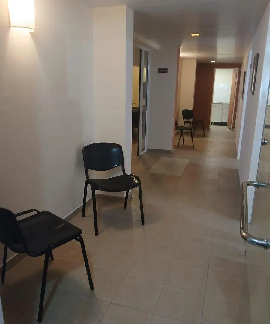 ALQUILER 5 OFICINAS URQUIZA 2200 3