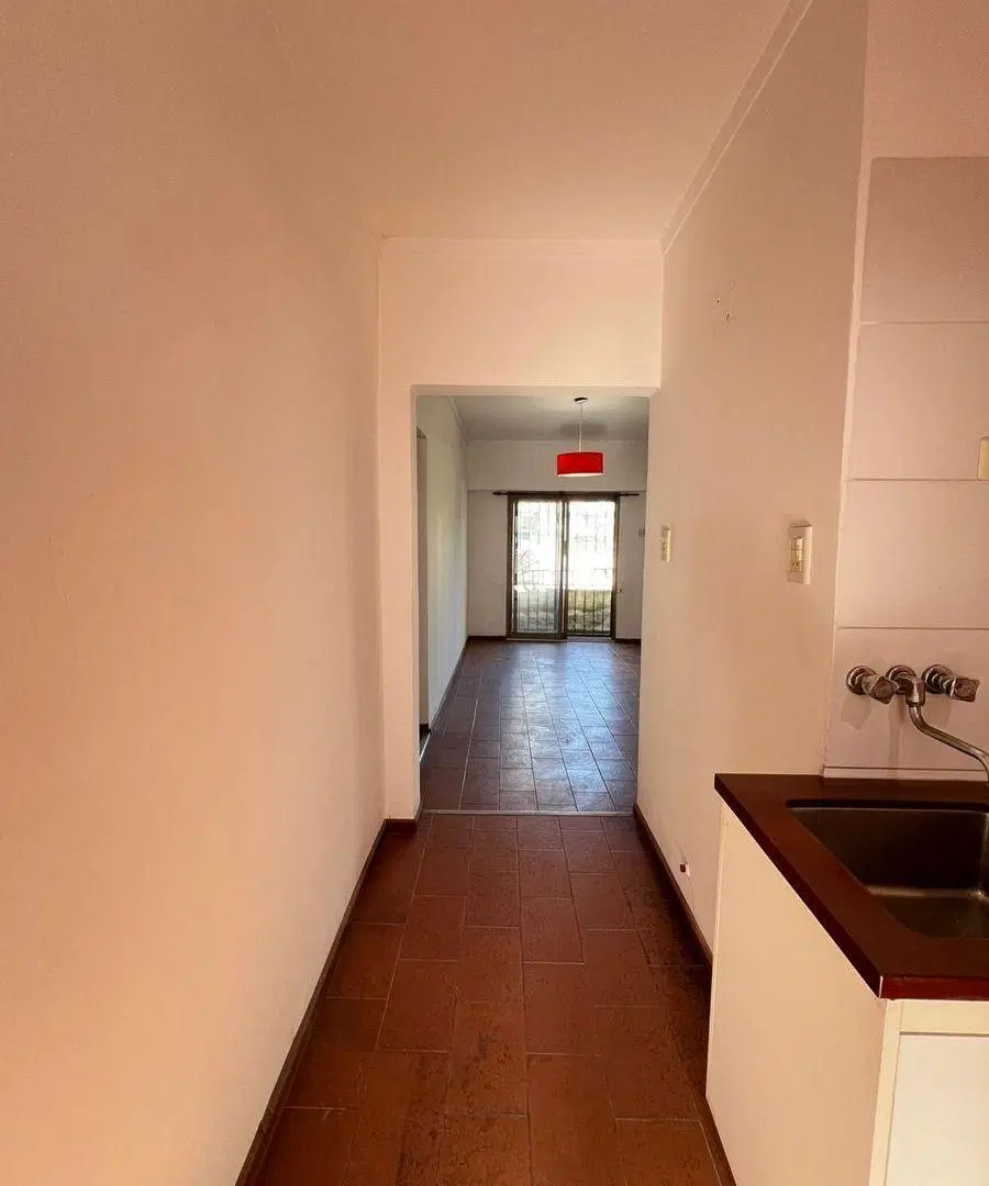 Alquiler Departamento en planta alta barrio Constituyentes 3