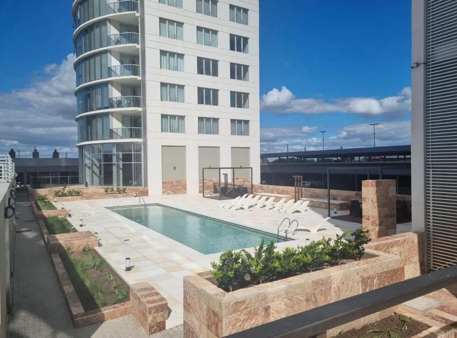 DEPARTAMENTO EN AMARRAS CENTER EN ALQUILER 5