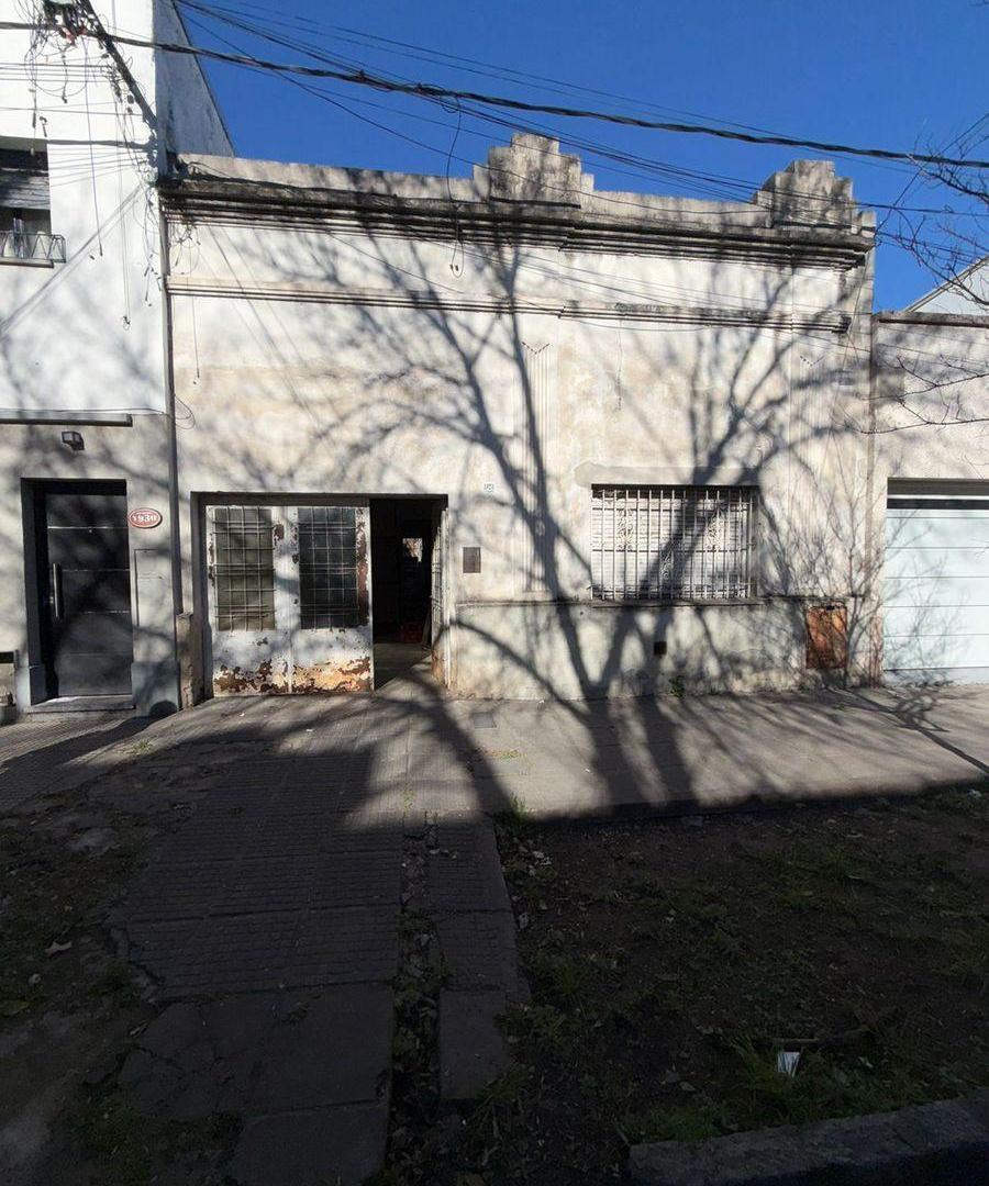 Foto de VENTA CASA A REFACCIONAR BARRIO SUR SAN LORENZO AL 1900, imagen 1