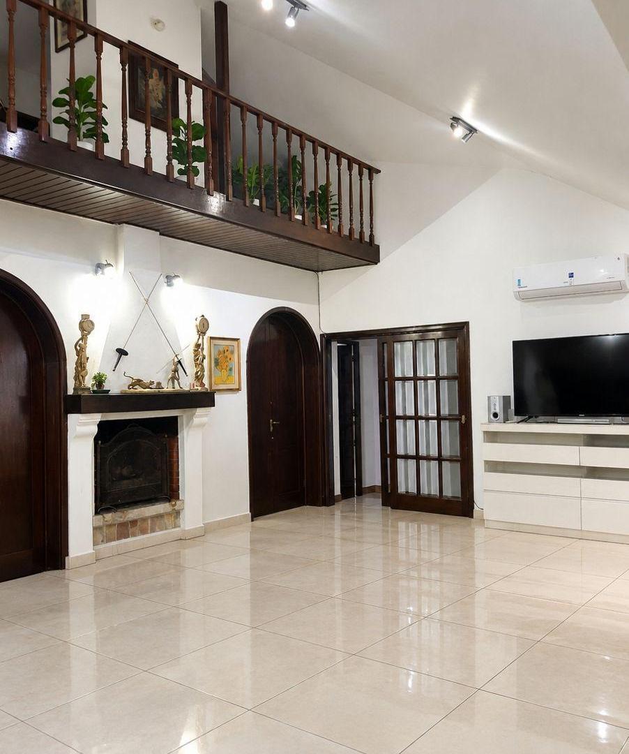 Foto de Casa de Categoría en Barrio Guadalupe. A 2 Cuadras de Avenida Costanera, imagen 4