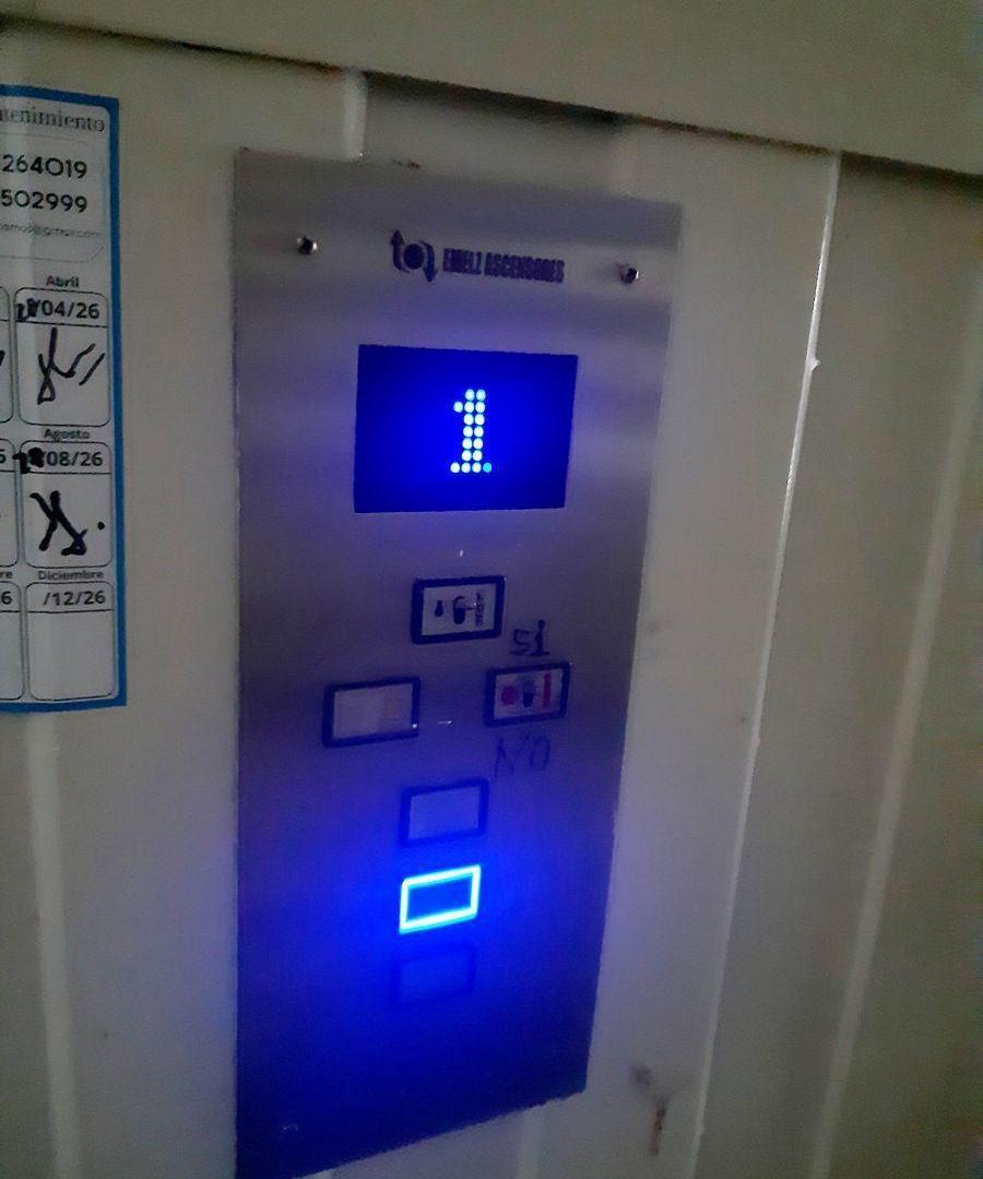 Foto de Cochera en venta en calle Tucuman y A. Freyre, imagen 3