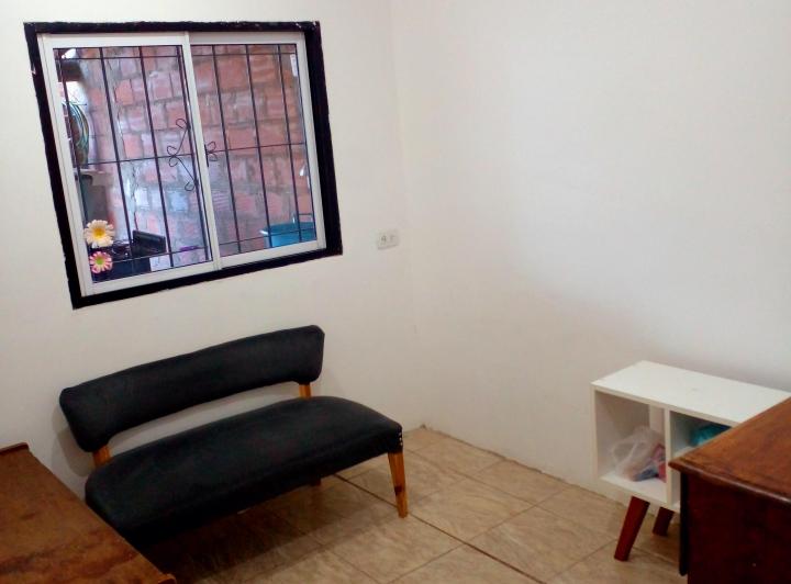 Dueño directo vende fisherton 4 dormitorios d contado  se puede charlar. 5