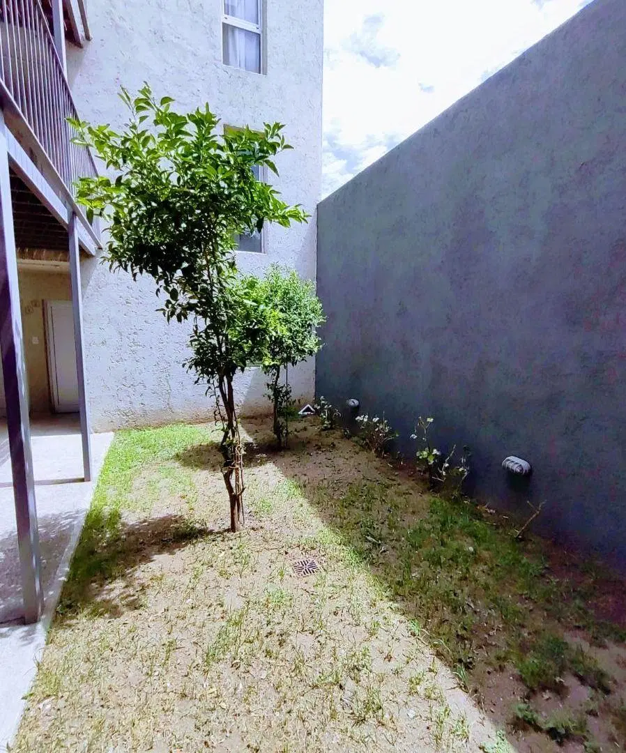 Alquiler Hermoso y moderno Dpto a Mts de Castro Barros 5