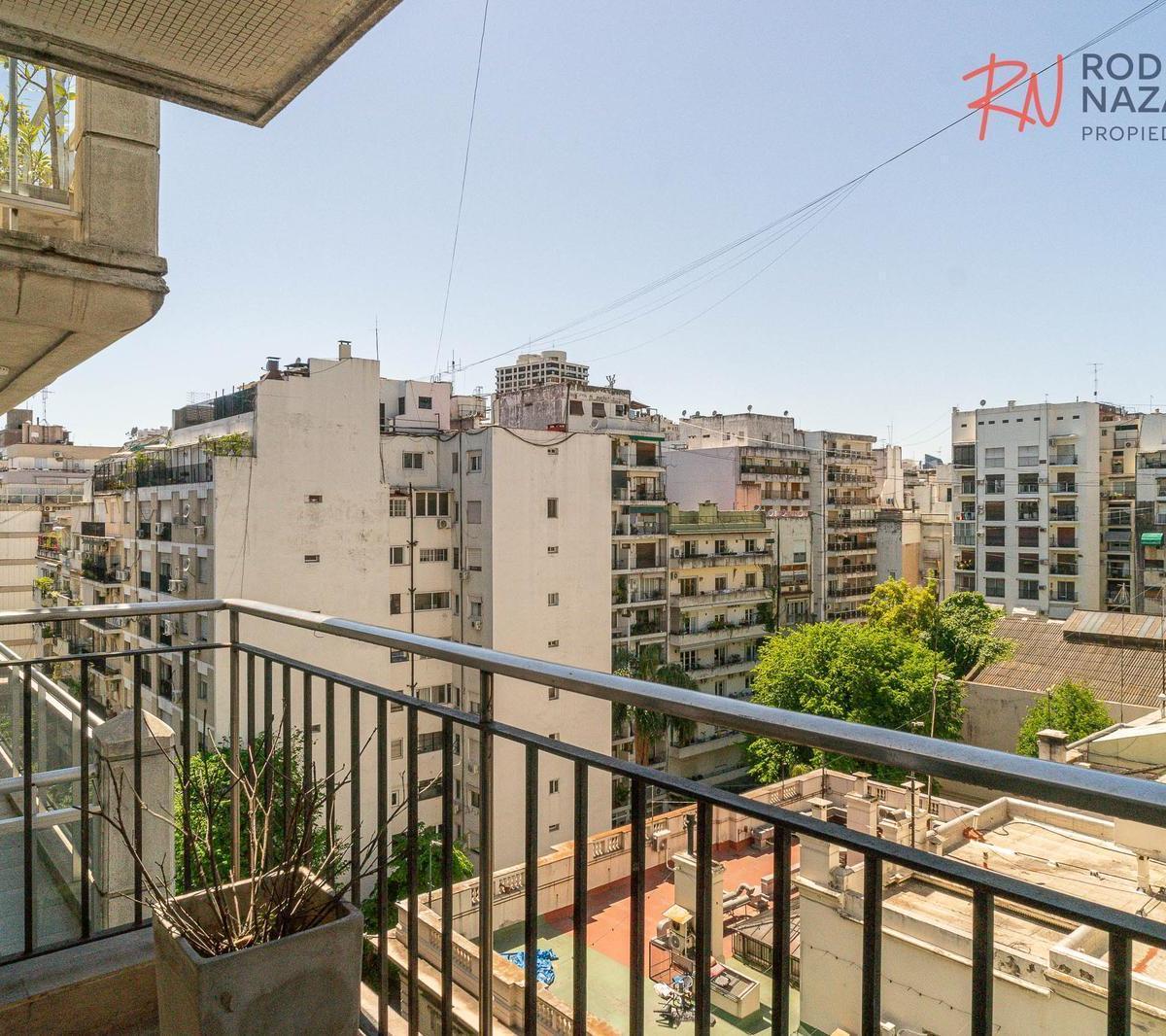 Departamento en Venta de 4 Ambientes en Recoleta. 2