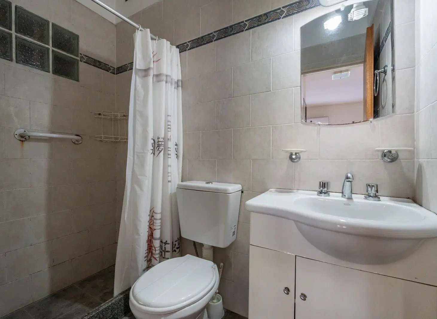 Venta de monoambiente en Almagro. 3