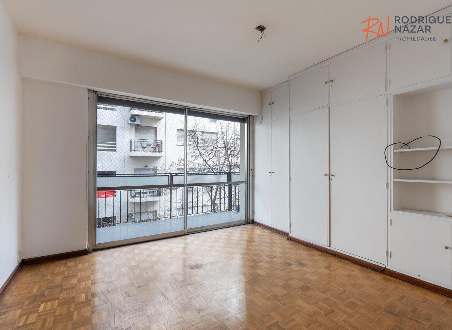 Venta de 3 ambientes con cochera en Recoleta.