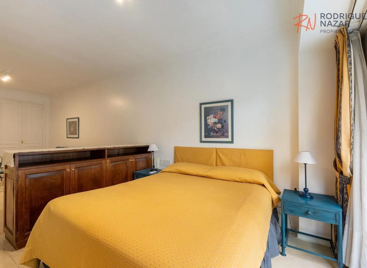 Venta de monoambiente amoblado en Recoleta. 1