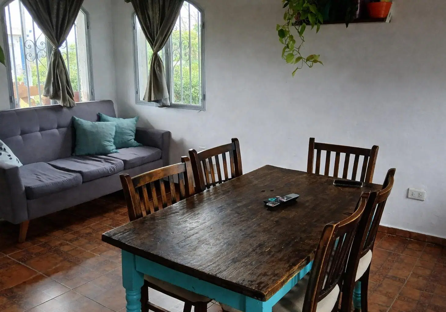 CASA MAS DEPARTAMENTO EN VILLA GIARDINO 2