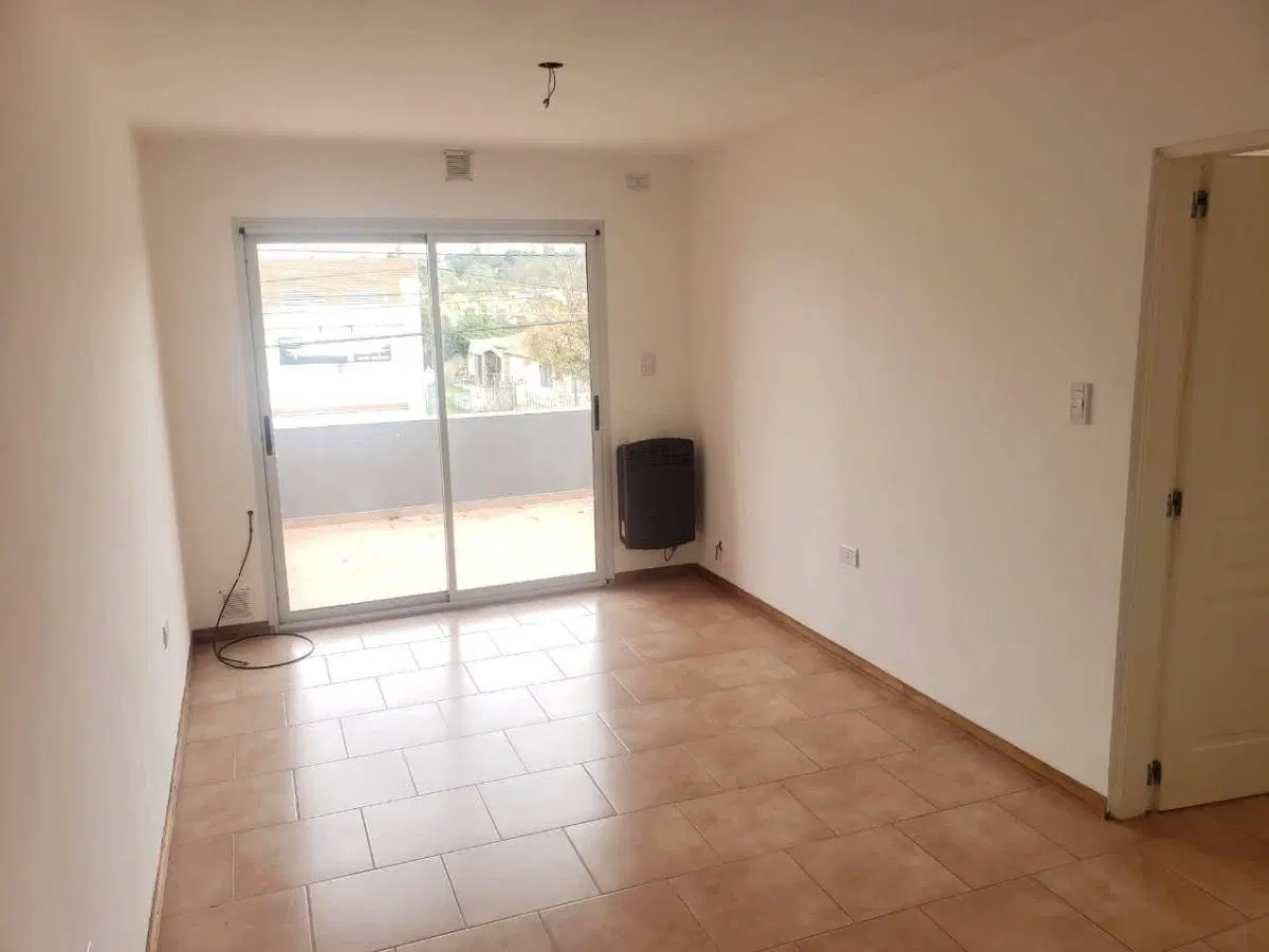 DEPARTAMENTO EN AV ESPAÑA LA FALDA 3
